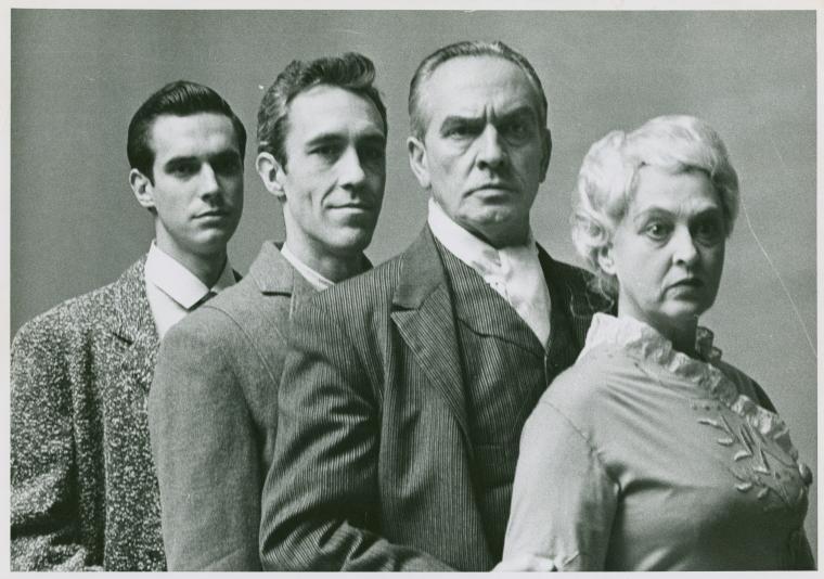 Publicity-photo-of-Bradford-Dillman-Jason-Robards-Jr.-Fredric-March-and-Florence-Eldridge-in-the-stage-production-Long-Days-Journey-Into-Night..jpg